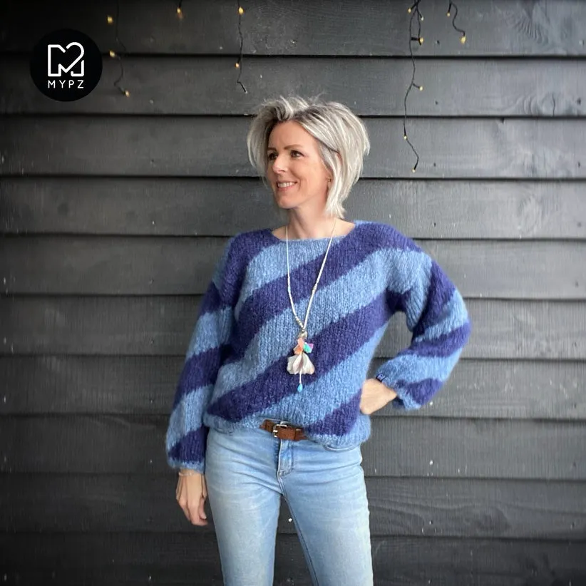 MYPZ Light mohair pullover Blue diagonal